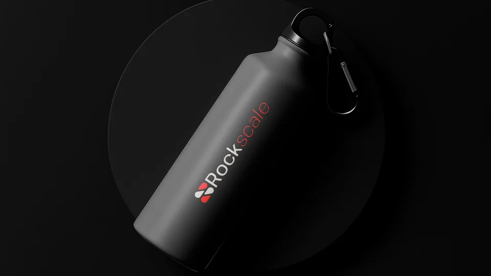 Garrafa com a marca Rockscale